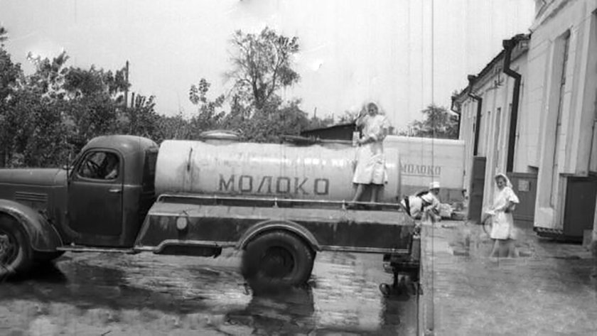 ЗИЛ 164 молоковоз