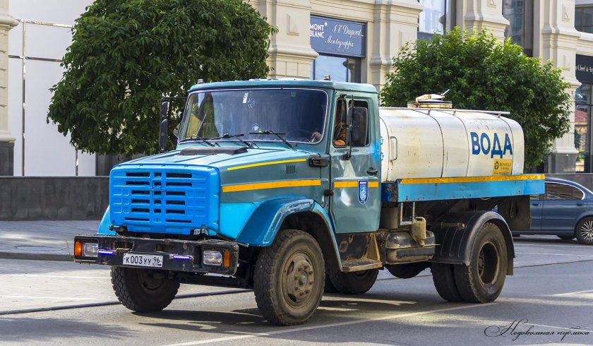 ЗИЛ 4331 водовозка