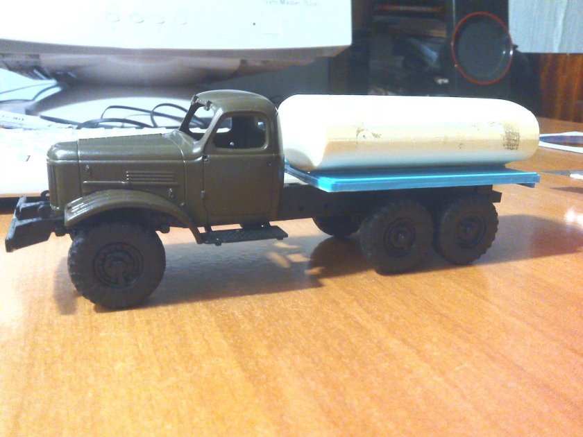 ЗИЛ 157 молоковоз