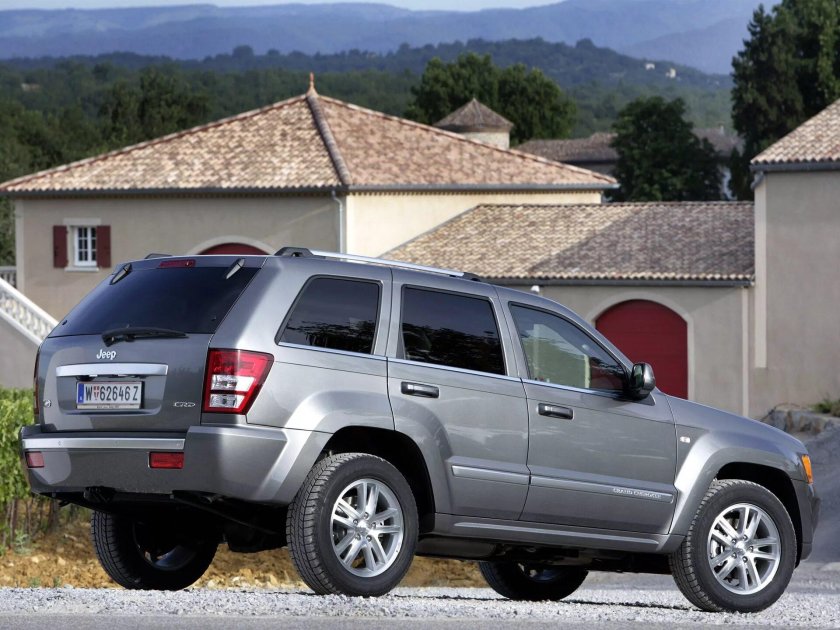 Jeep Grand Cherokee WK (2004—2010)
