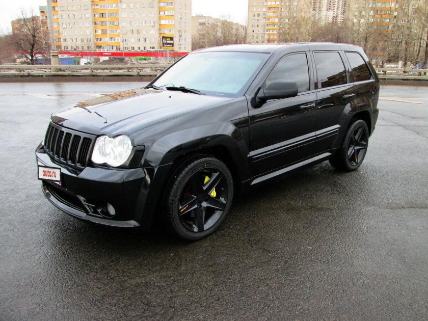 Jeep Grand Cherokee srt 8 2007