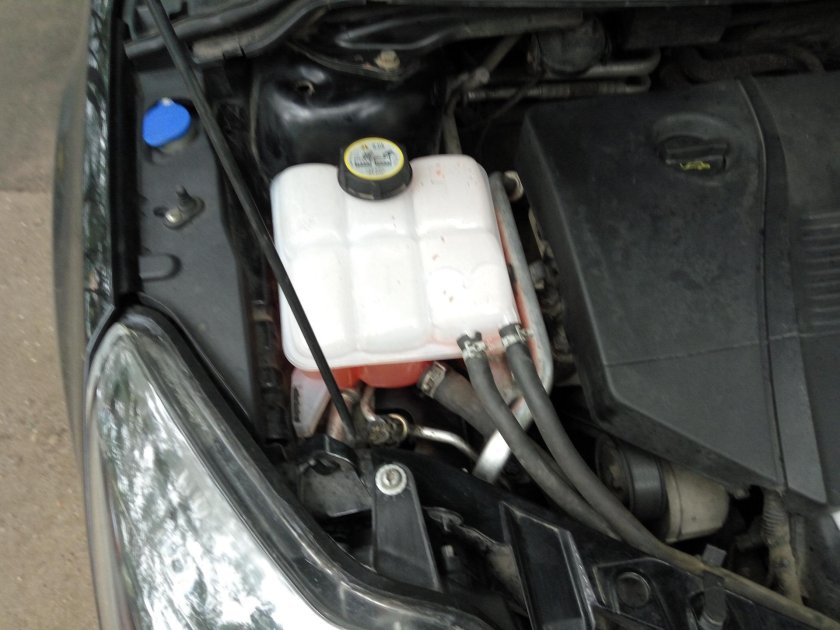 Бачок ГУР фокус 2