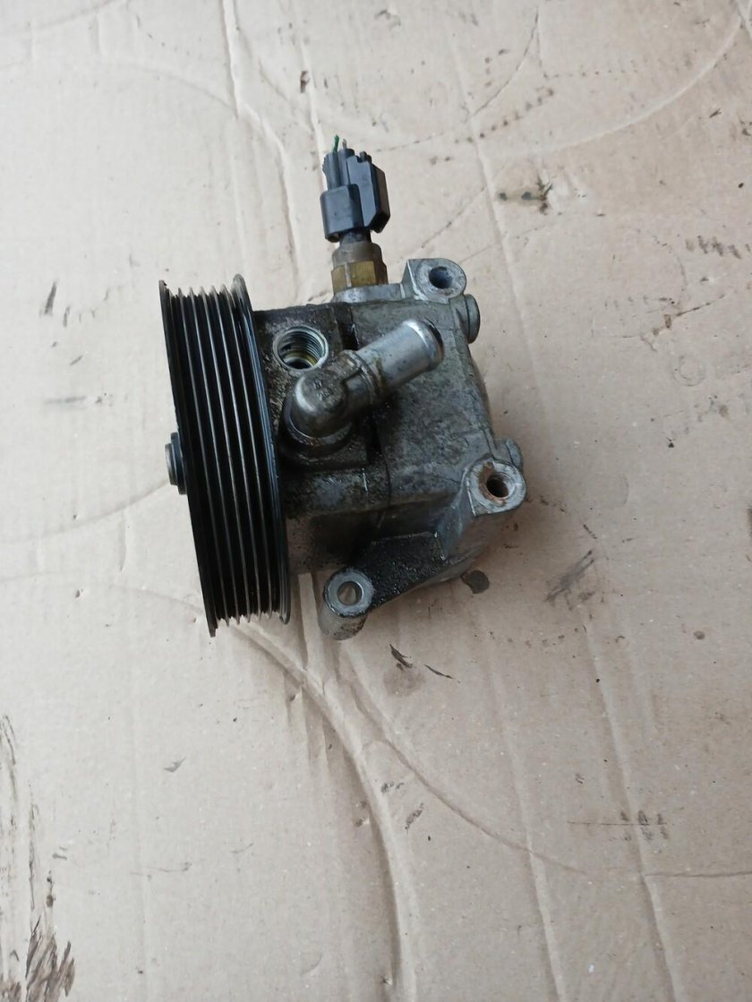 Насос гидроусилителя руля