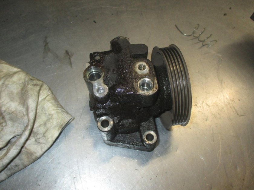 Насос ГУР Форд фокус 2 1.8