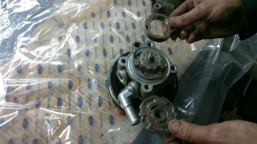 Насос гидроусилителя Форд фокус 2