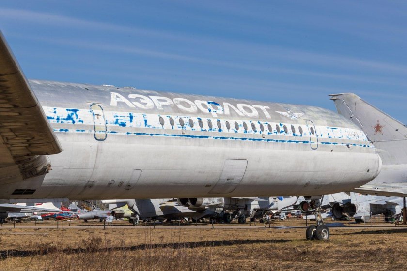 Самолет ил 62