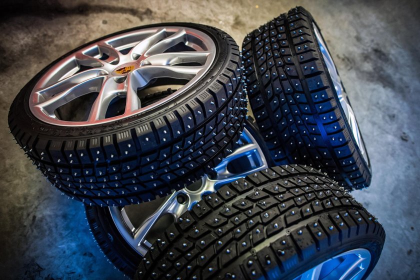 Шины зимние шипованные 4 колеса