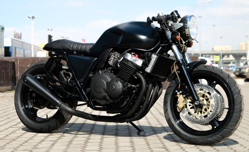 Cb 400 cafe racer