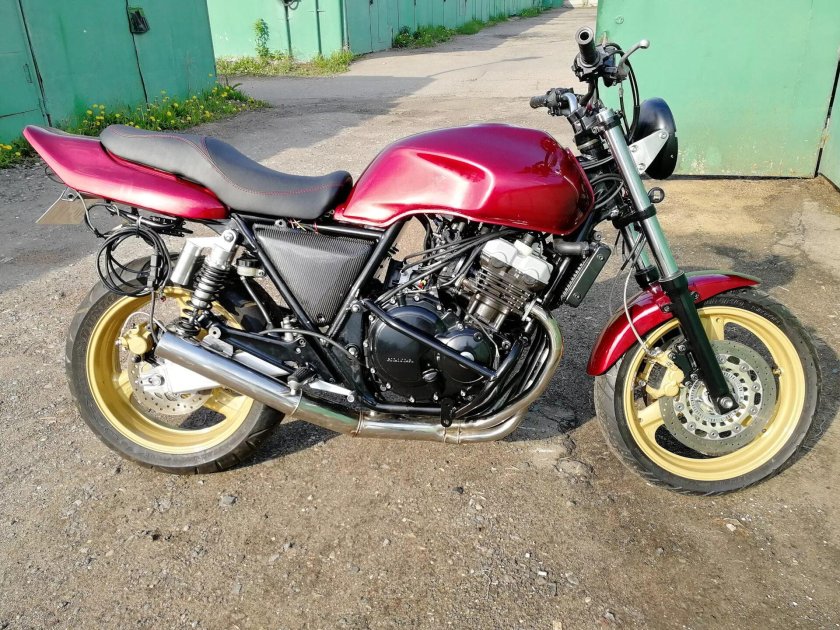 Honda CB 400