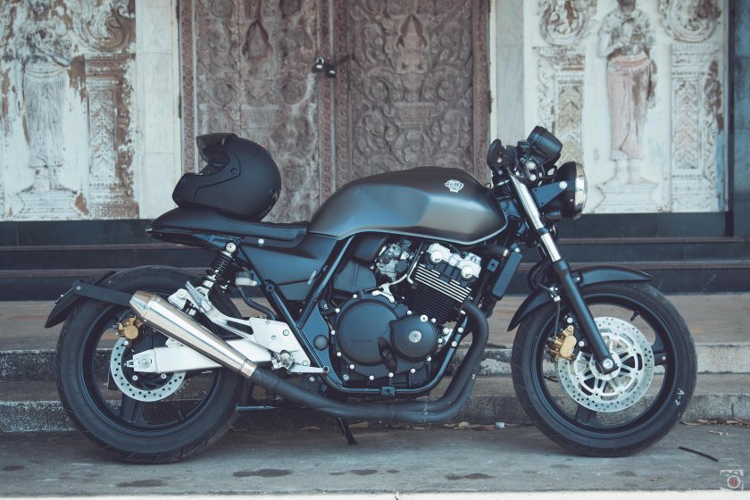 Honda CB 400 Cafe Racer