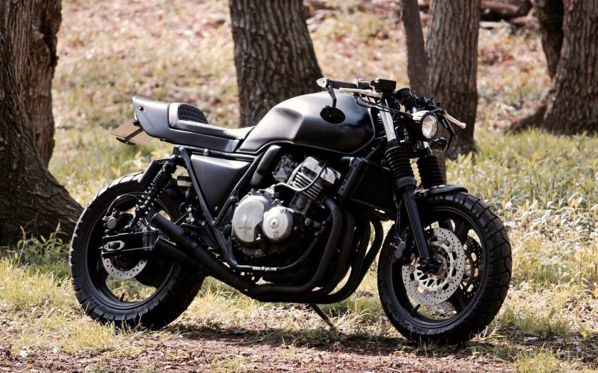 Honda CB 400 Cafe Racer