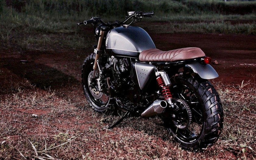 Honda CB 400 Scrambler