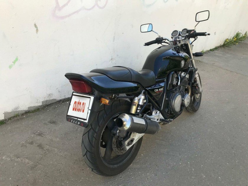 Мотоцикл honda cb 400