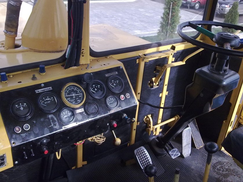 К700 Кировец трактор кабина