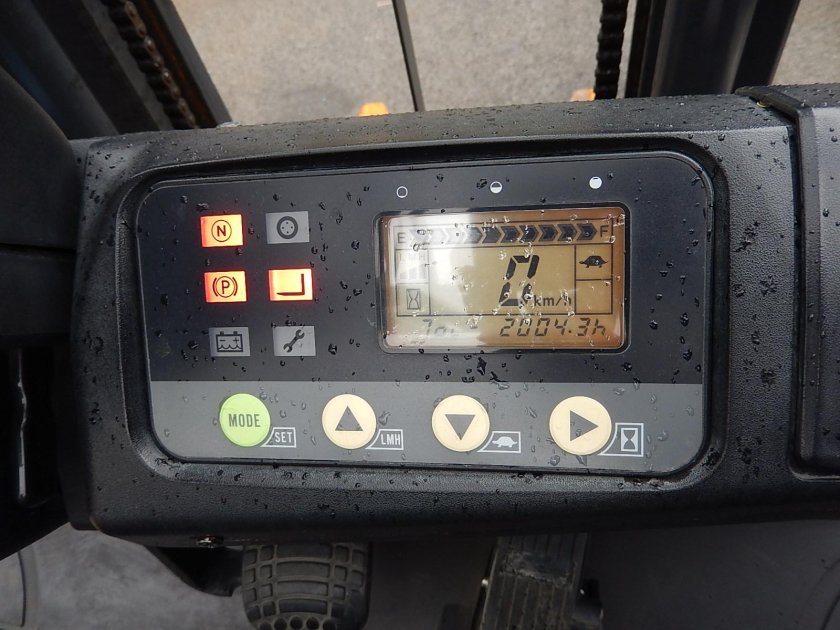 Панель приборов погрузчика MST 544