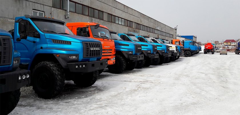 Трубовоз Урал Некст