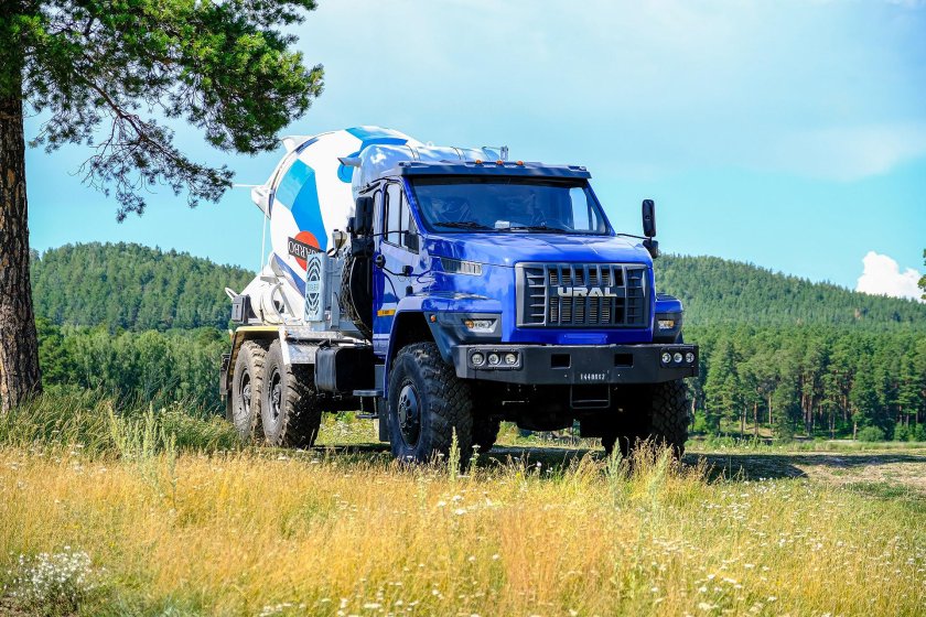 Урал Некст 6х6