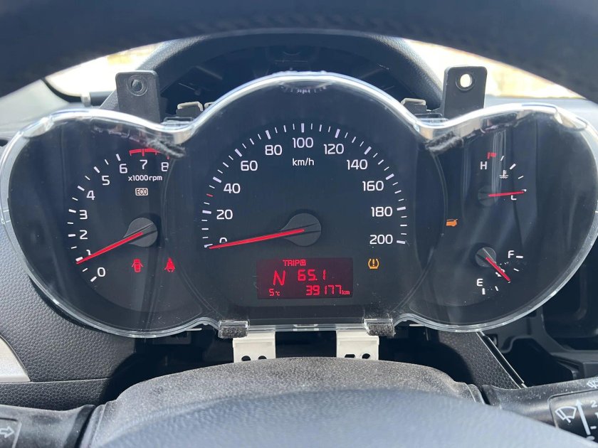 Приборная панель на Киа Пиканто 2