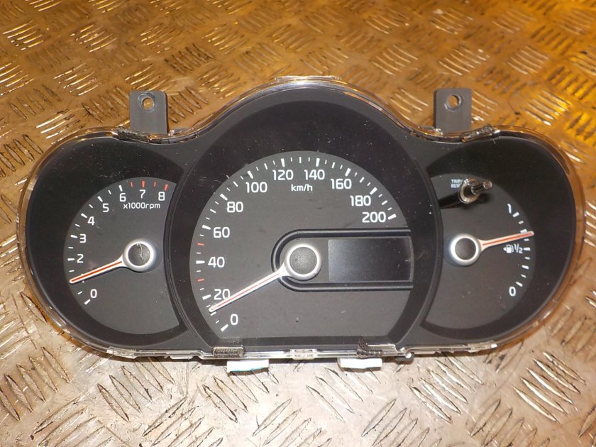 Приборная панель киа