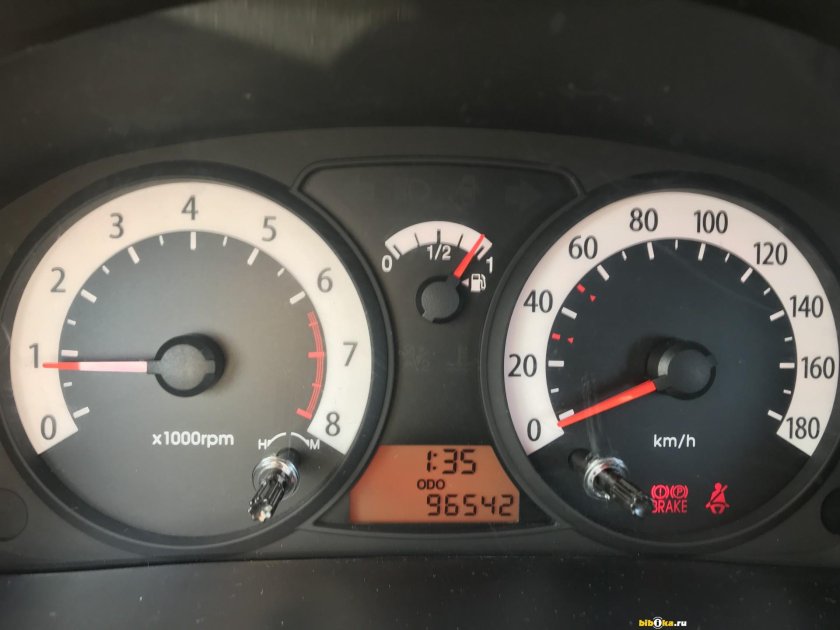 Кнопка на панель Kia Picanto 2010