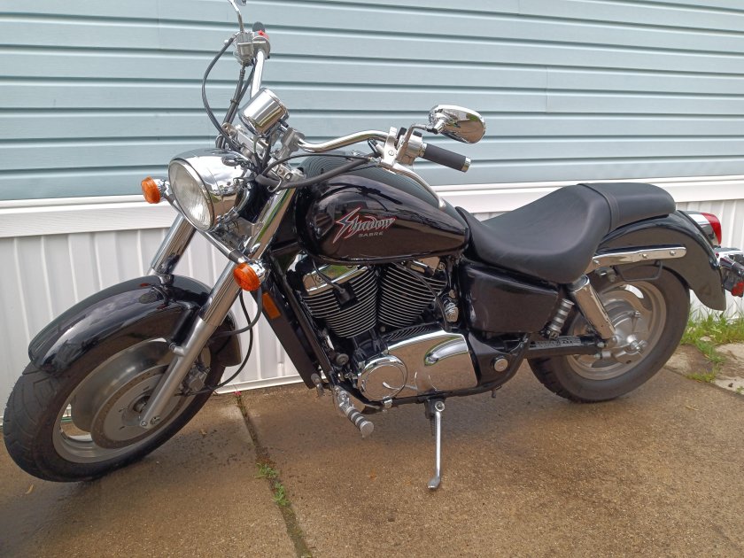 Honda vt1100 shadow sabre