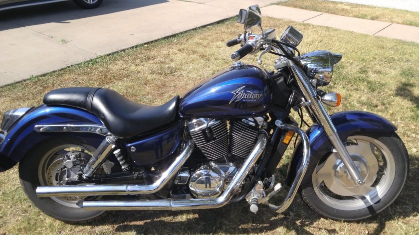 Мотоцикл honda shadow