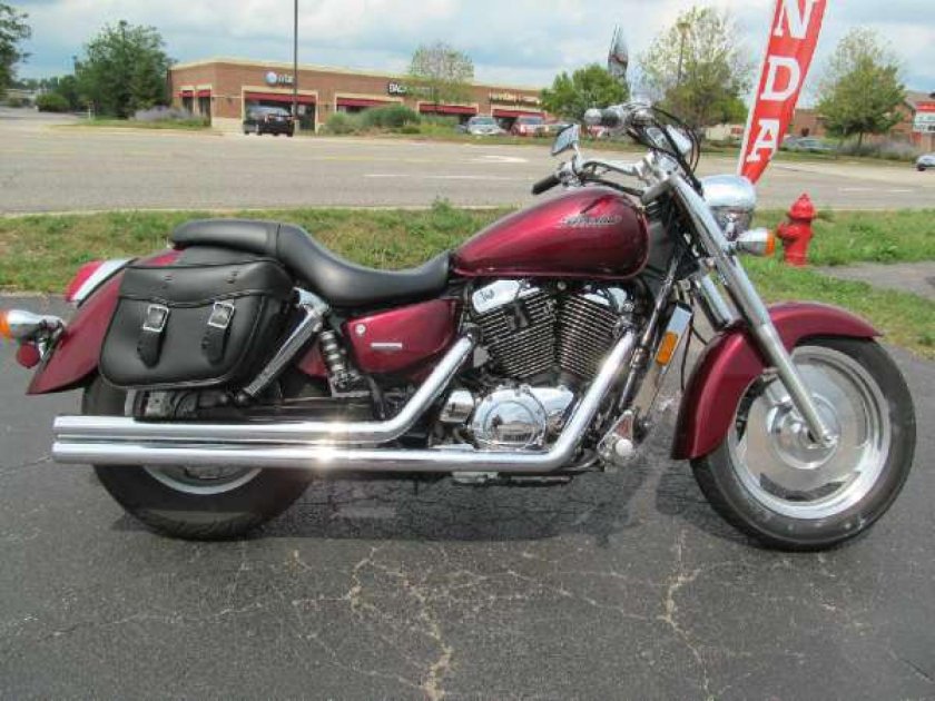 Honda VT 1100 c2 Shadow Sabre