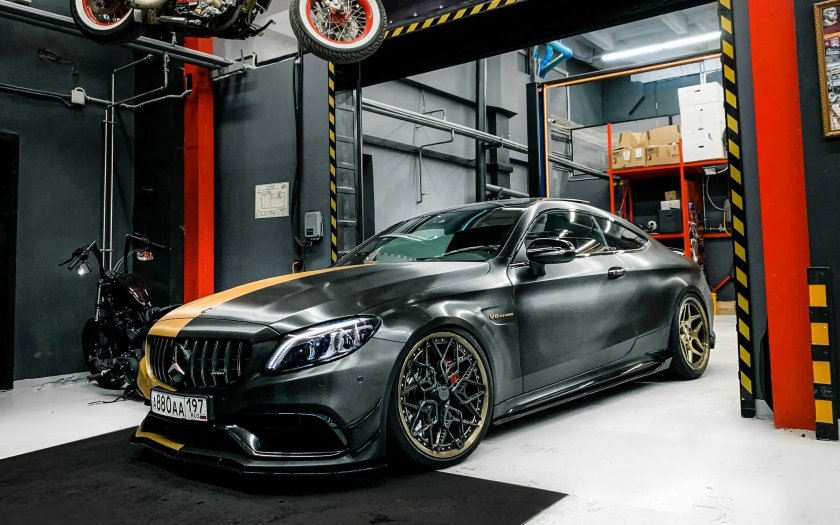 Mercedes amg c 63 s coupe