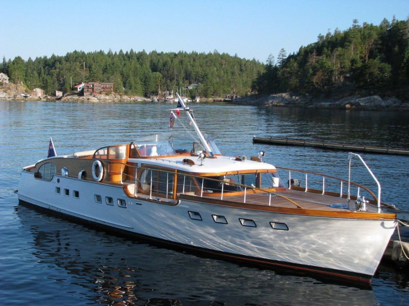 Катер Блэк спирит