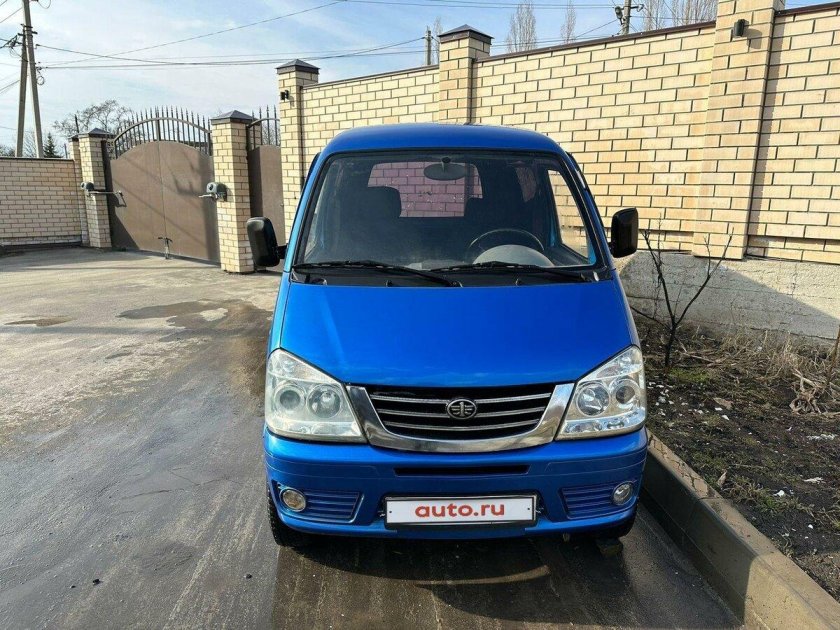 Автомобиль faw