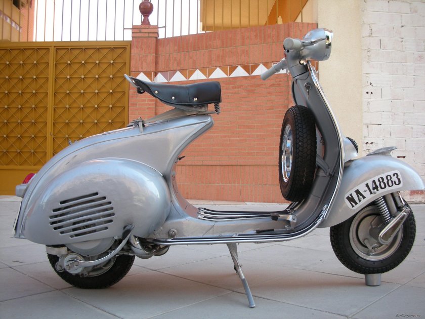 Vespa Piaggio ретро