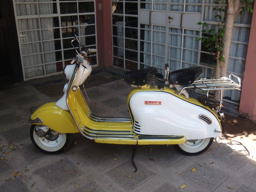 Веспа мотороллер классика