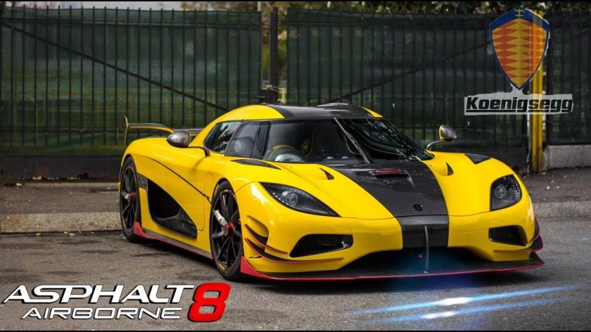 Кенигсегг АГЕРА желтый