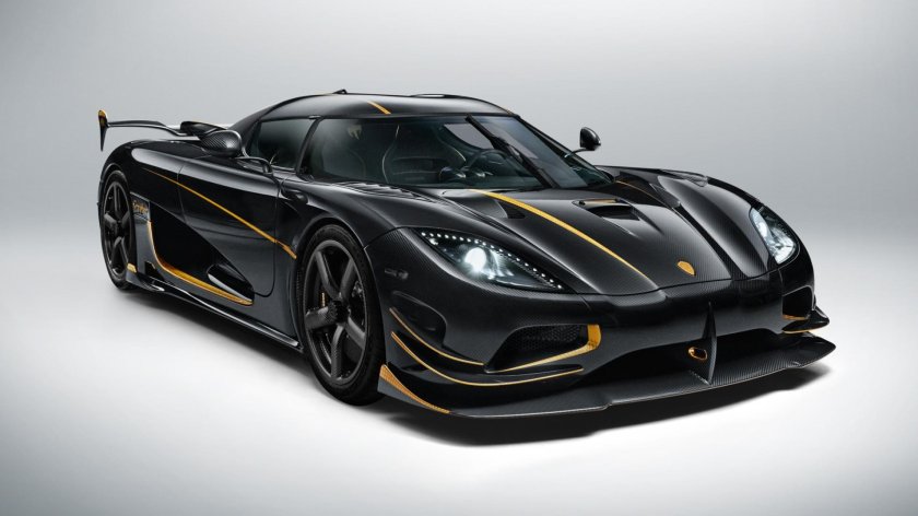 Машина koenigsegg agera