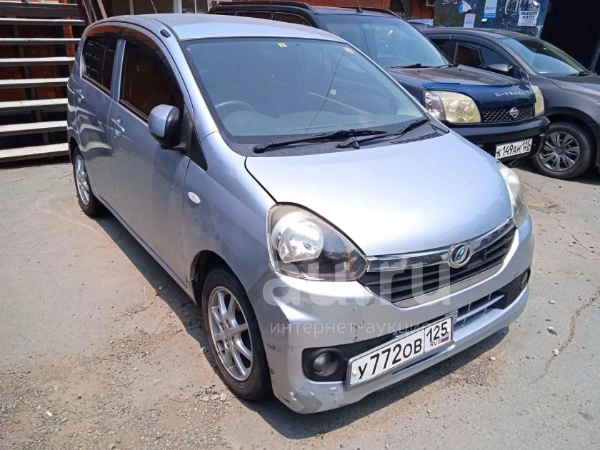 Daihatsu Mira e:s автомобили Daihatsu