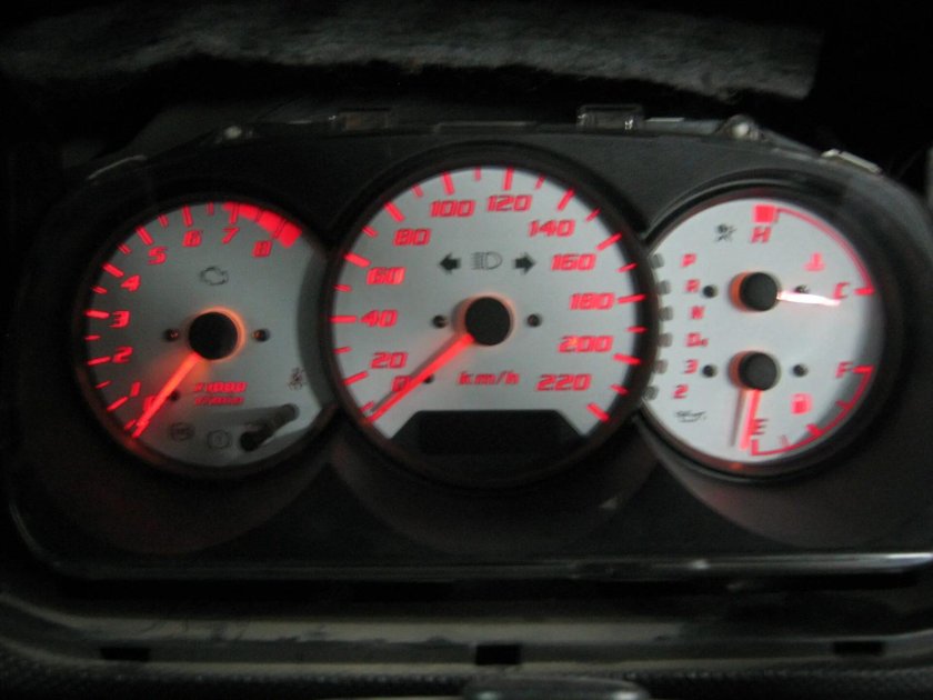 Панель приборов Daihatsu YRV