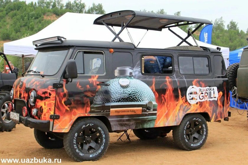 УАЗ 452 Хантер