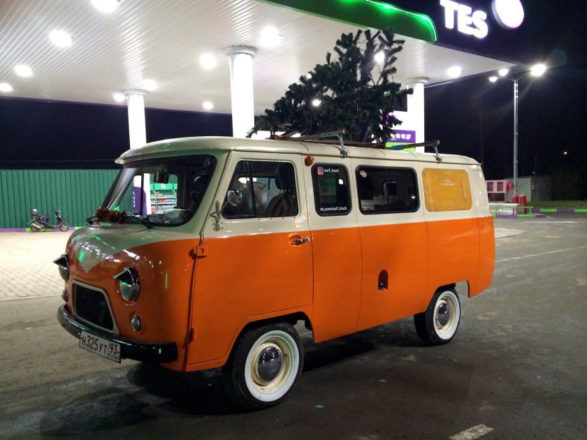 УАЗ Буханка 2206