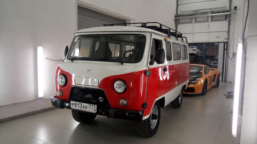 УАЗ Буханка 3741