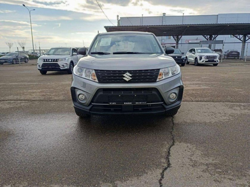 Нива Тревел цвет Айсберг