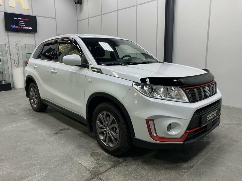 Сузуки витара 2020