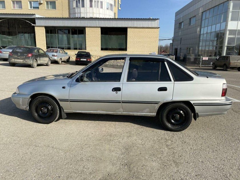 Daewoo nexia 1