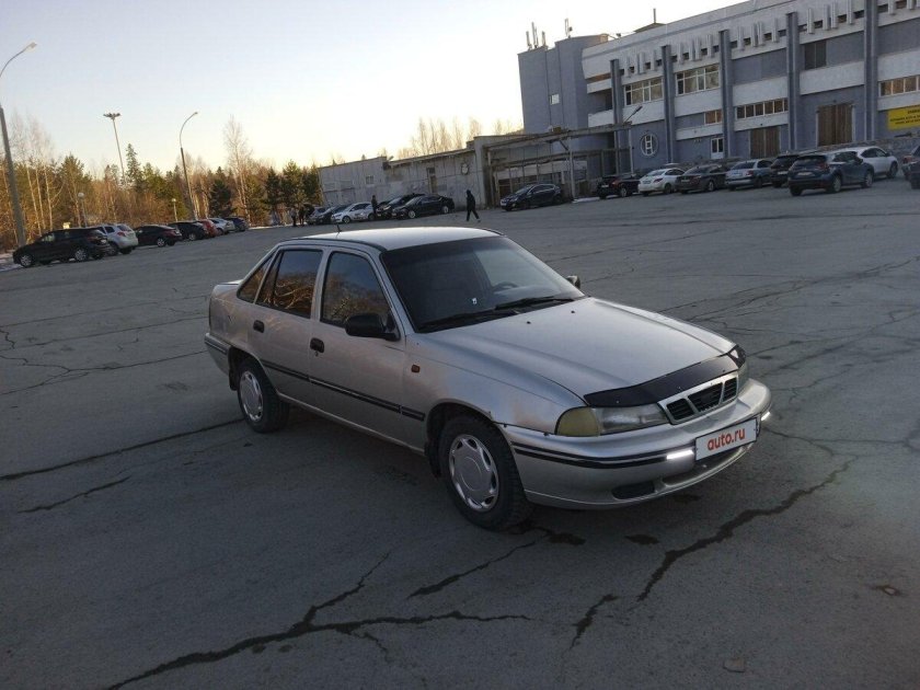 Дэу Нексия 1999