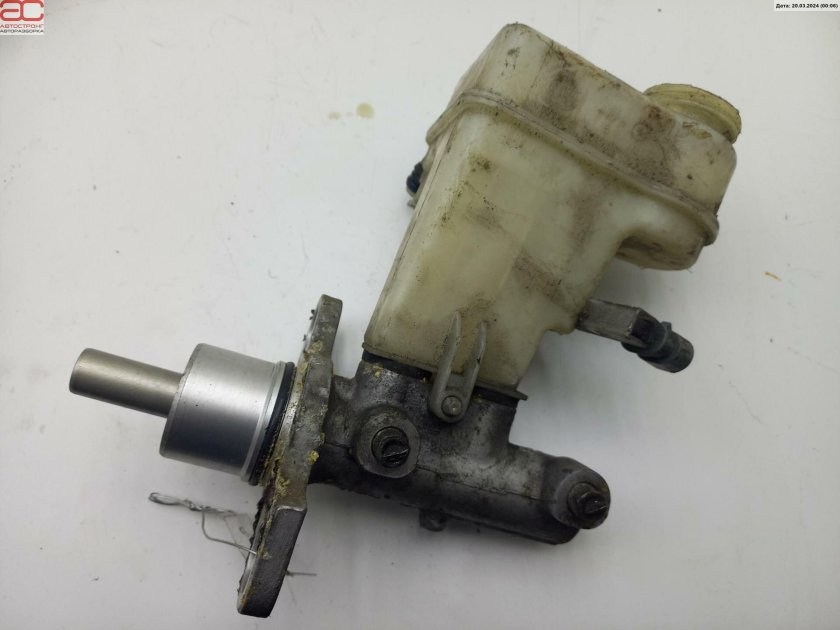 Как снять главный тормозной цилиндр Опель Вектра с