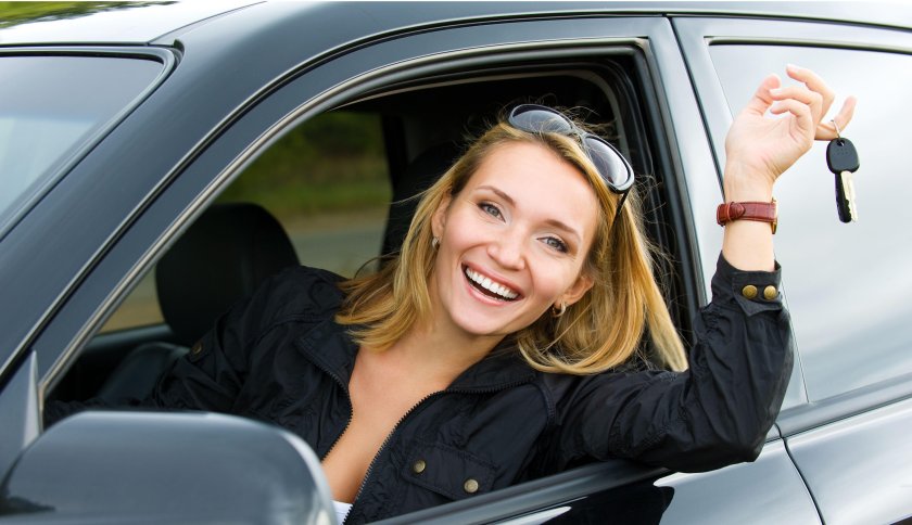 Женщина в автомобиле