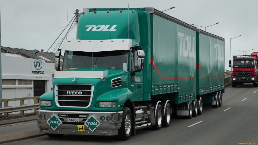 Грузовик Iveco Strator