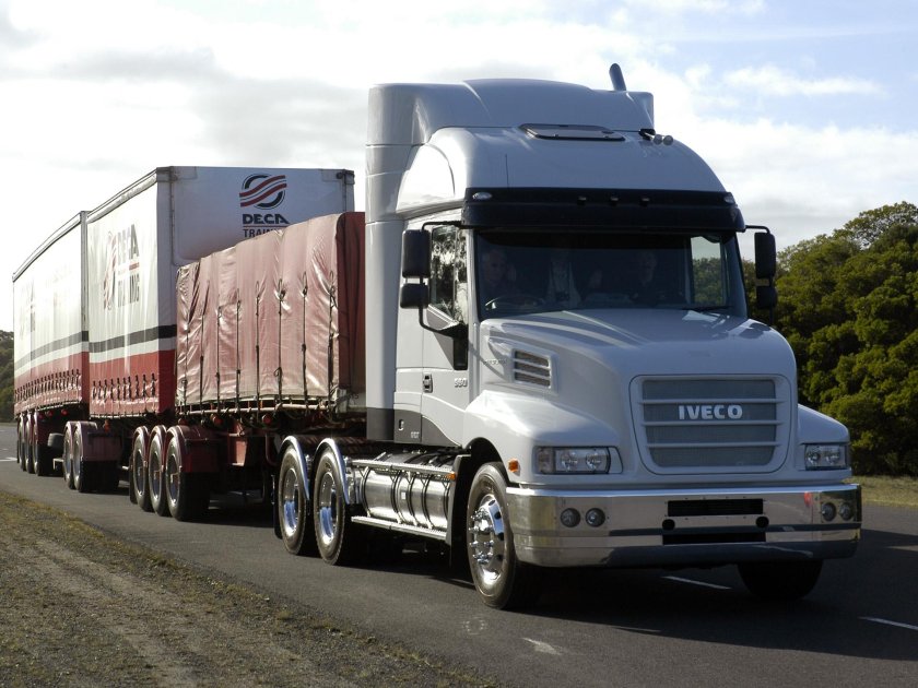 Ивеко грузовик