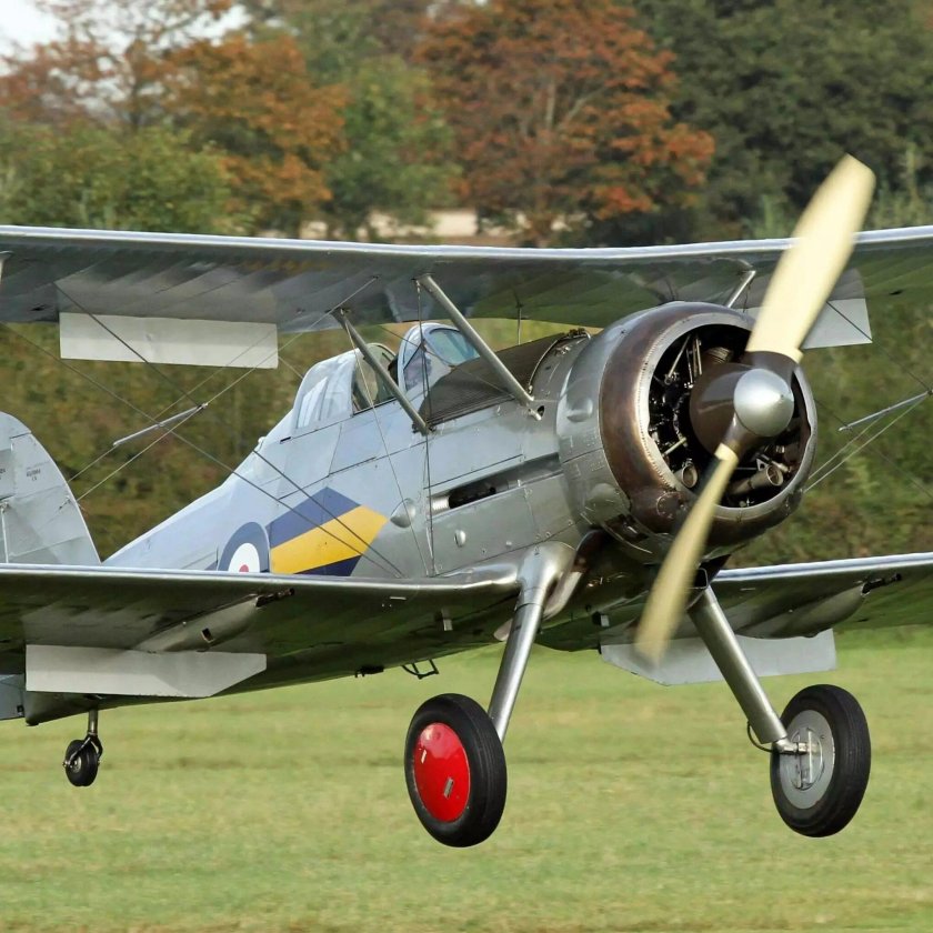 Глостер Гладиатор самолет