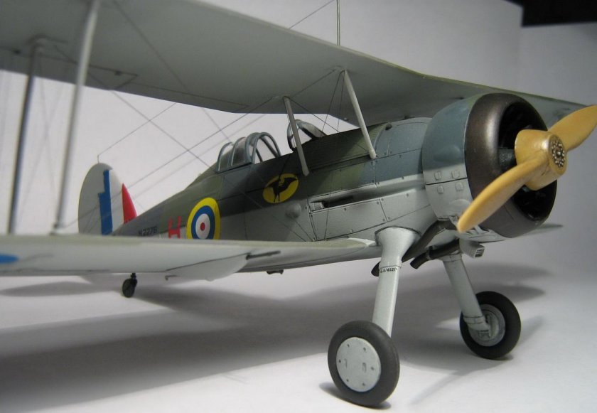 1/48 Истребитель Gloster Gladiator
