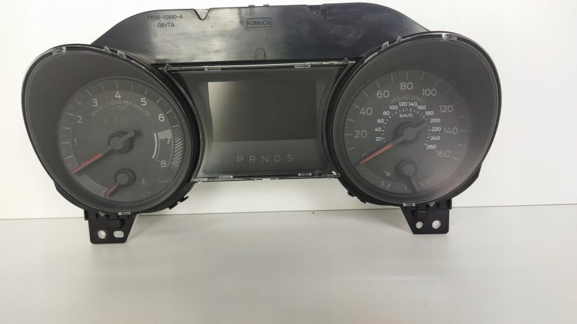 Панель приборов Мустанг 2020